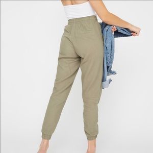 Streetwear Society Olive Joggers
